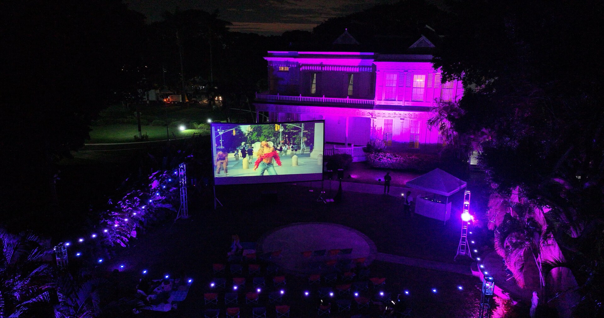 Social Cine — Devon House